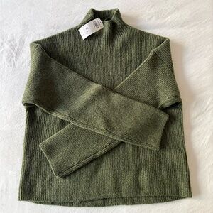 Abercrombie Olive Green Women's Sweater